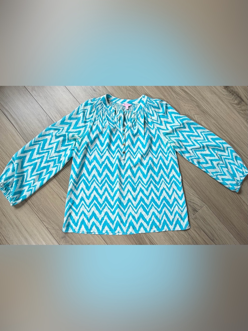 Lily Pulitzer Elsa 100% Silk Women’s Chevron Peasant Blouse Turquoise & White L